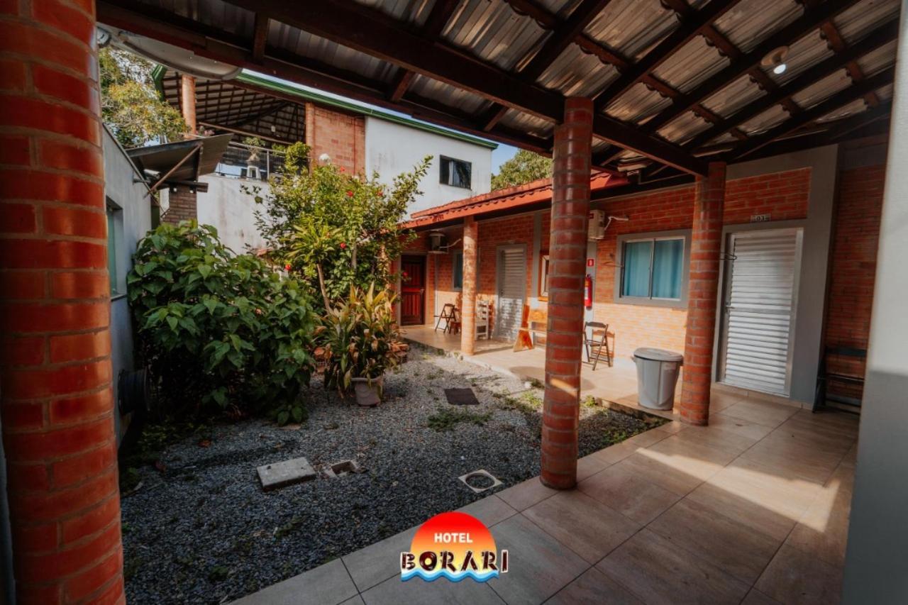 Hotel Borari